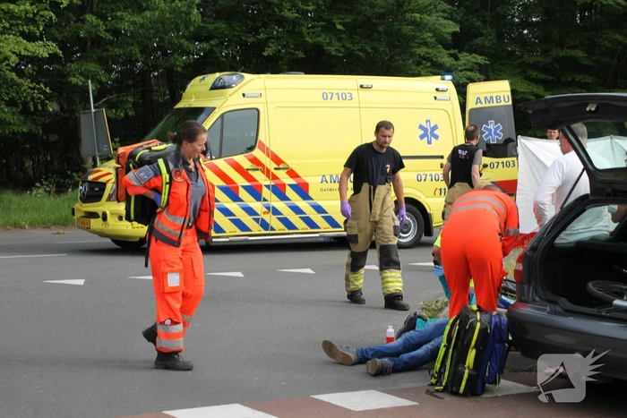 UPDATE: Tienermeisje op fiets overleden na aanrijding met motor