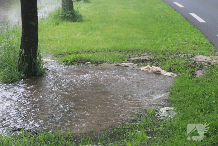 Waterleiding gesprongen