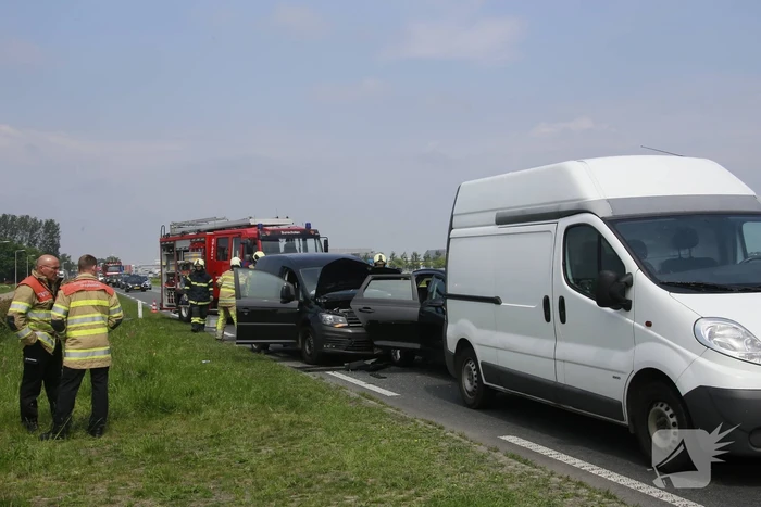 Meerdere gewonden bij kop-staartaanrijding