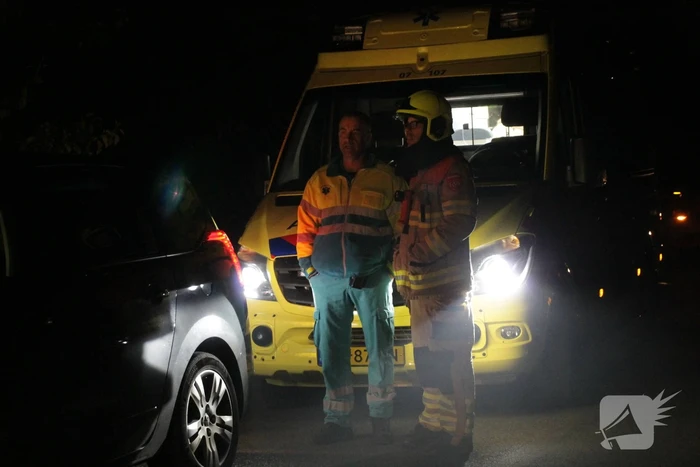 Brandweer blust uitslaande woningbrand