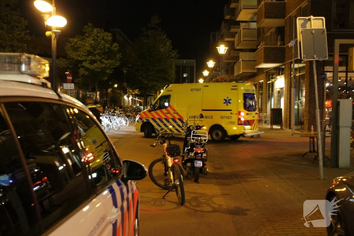 Scooterrijdster gewond bij botsing met andere scooter