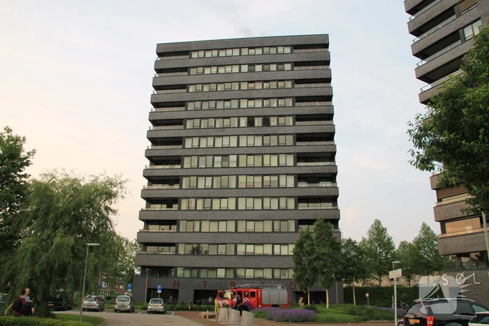 Rook op dak van flatgebouw een mysterie