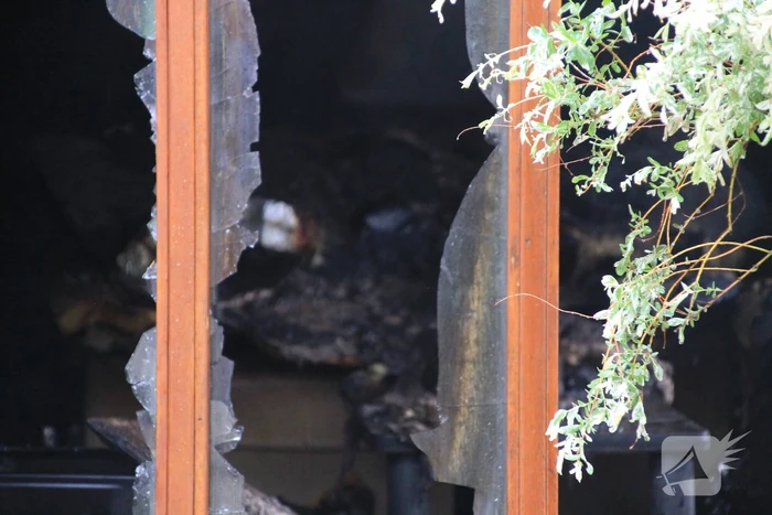 Chalet zwaar beschadigd door brand