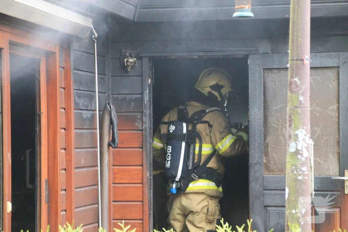 Chalet zwaar beschadigd door brand