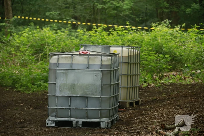 Drugsafval gedumpt in bos