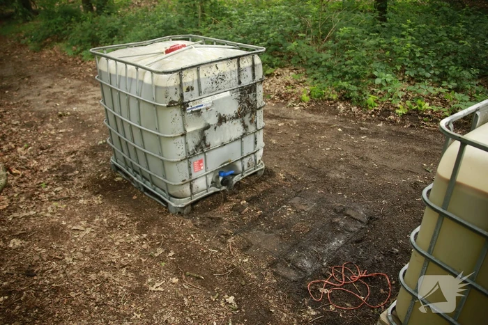 Drugsafval gedumpt in bos