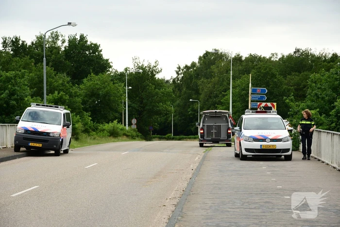 Vluchtende verdachte Eemnes reed politieagenten aan