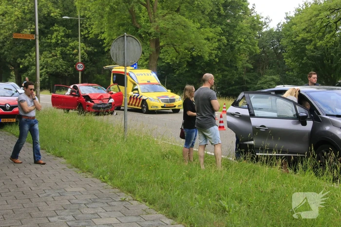 Gewonden bij flinke kop- staartaanrijding, Amersfoort (+ VIDEO)