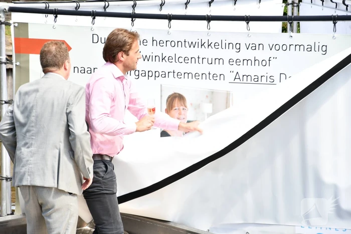 Officiele start van bouw nieuw woonzorgcomplex