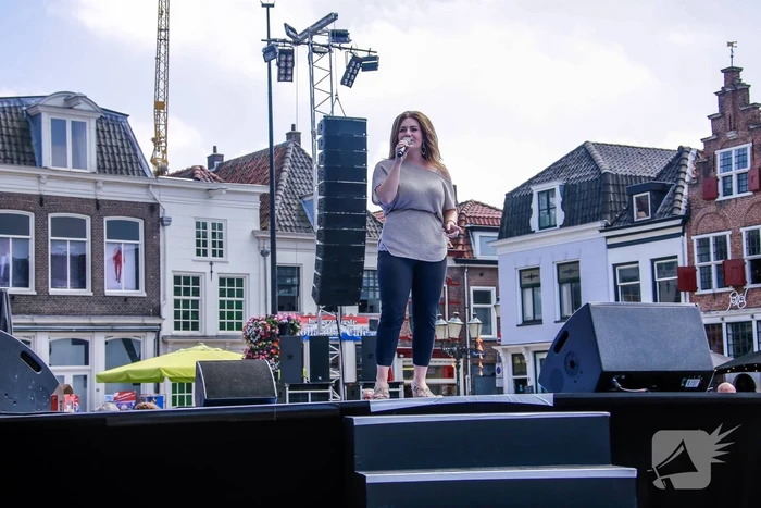 Soundcheck Muziekfeest op het Plein trekt veel publiek