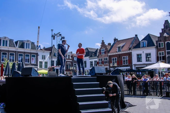 Soundcheck Muziekfeest op het Plein trekt veel publiek