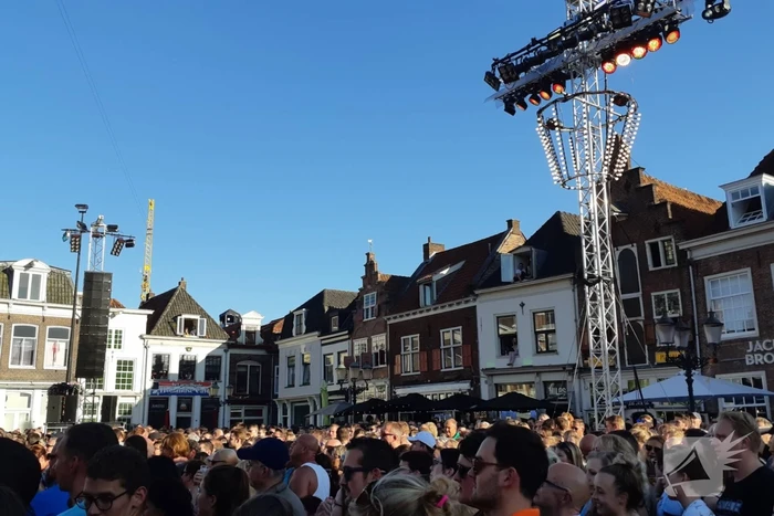 Soundcheck Muziekfeest op het Plein trekt veel publiek