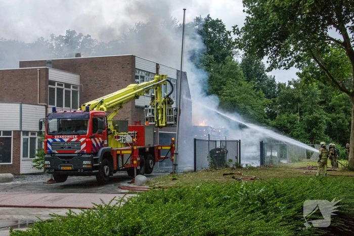 Grote brand in DHL-depot