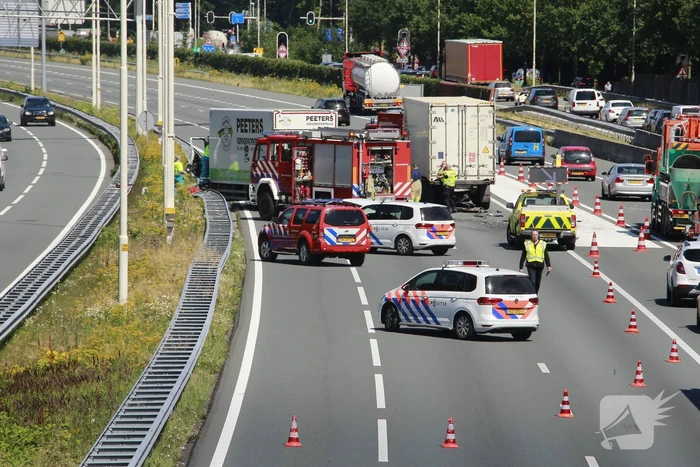 Meerdere voertuigen betrokken bij aanrijding