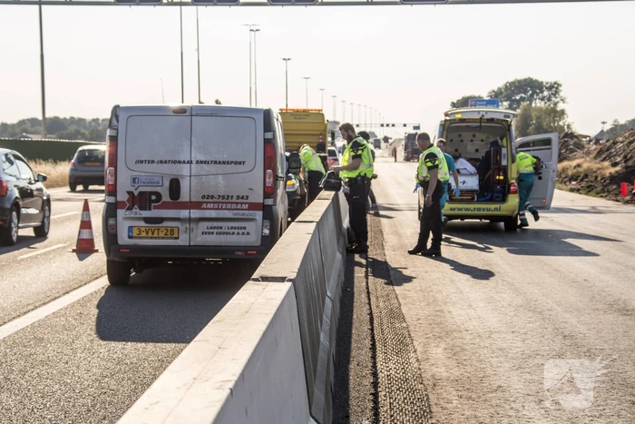 Dronken bestuurder klapt op voorganger