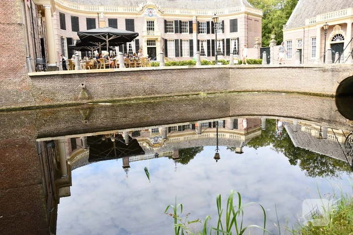 Staatsbosbeheer waarschuwt voor blauwalg bij Kasteel Groeneveld