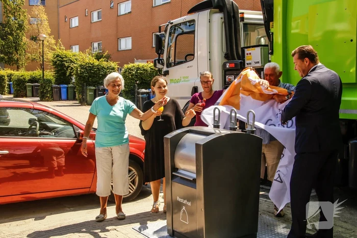 Ondergrondse afvalcontainers geplaatst