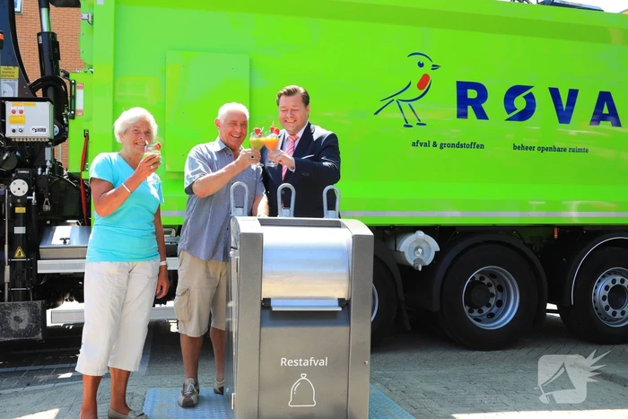 Ondergrondse afvalcontainers geplaatst