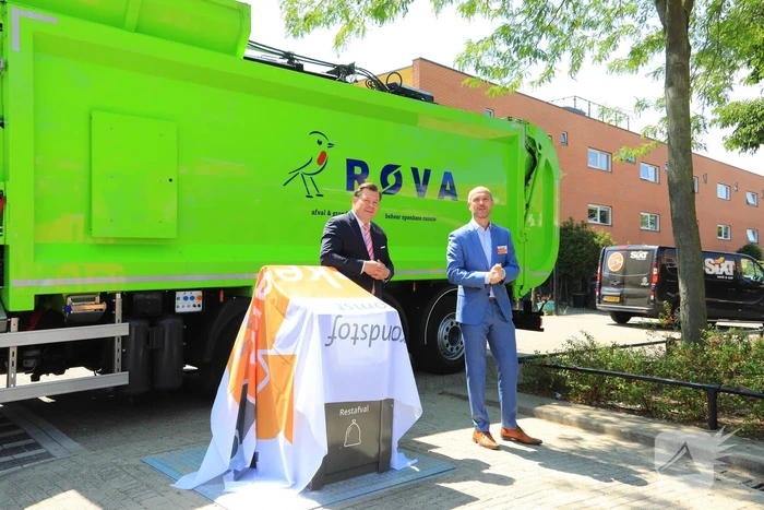 Ondergrondse afvalcontainers geplaatst
