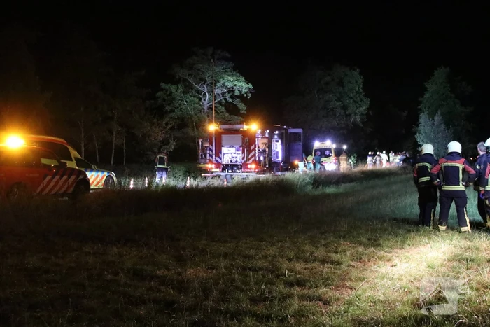 35-jarige automobilist overleden na botsing tegen boom