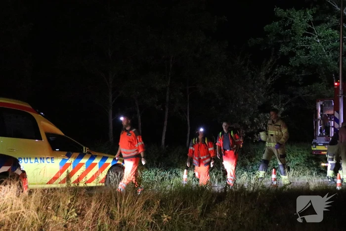35-jarige automobilist overleden na botsing tegen boom