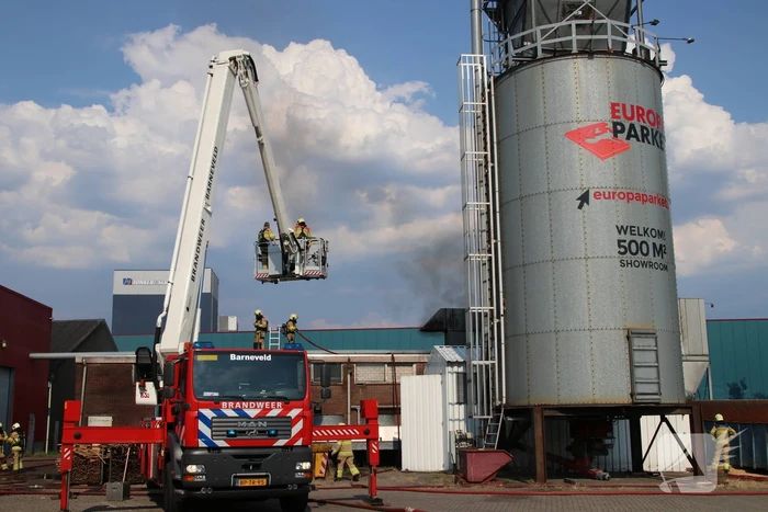 Veel inzet bij zeer grote brand