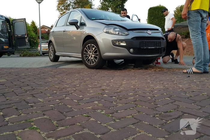 Binnenbocht nemen word auto fataal