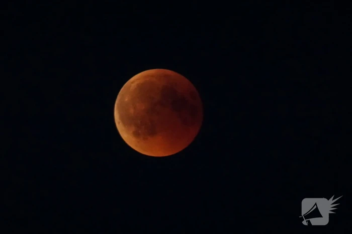 Maansverduistering, bloedmaan voor velen niet te zien