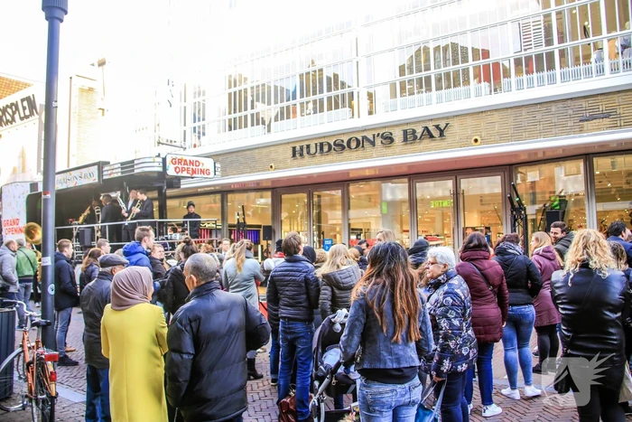 Tim Douwsma opent Hudson Bay