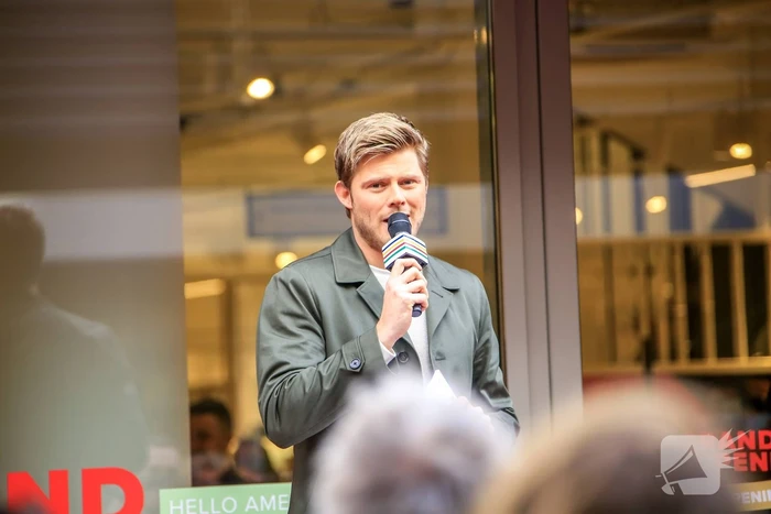 Tim Douwsma opent Hudson Bay