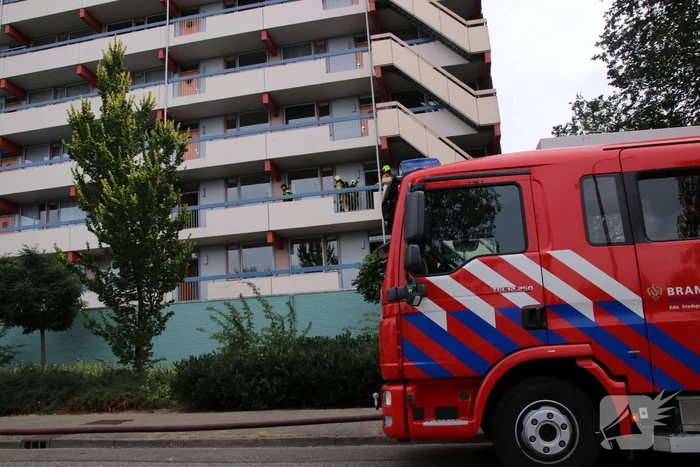 Kortsluiting mogelijke oorzaak van brand in flat