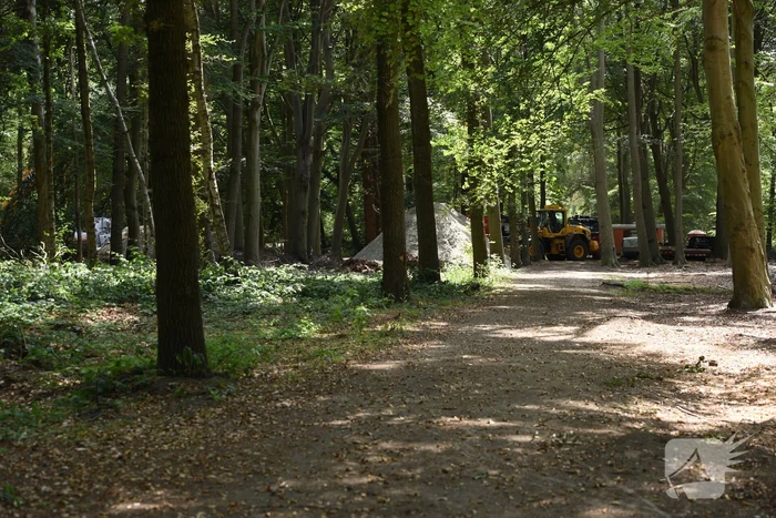 Voorbereiding voor ontploffing van bom in vollegang