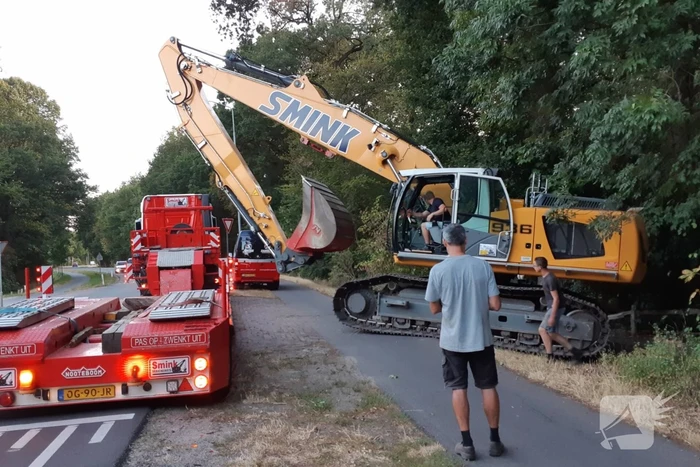 Voorbereiding voor ontploffing van bom in vollegang