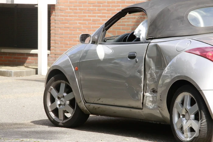 Weg afgesloten door ongeval
