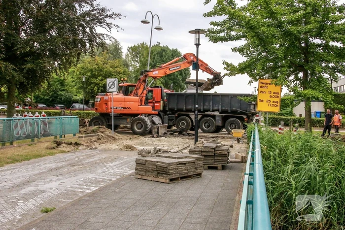 Wegwerkzaamheden fietsoversteek gestart