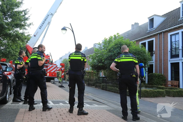 Veel rook bij woningbrand