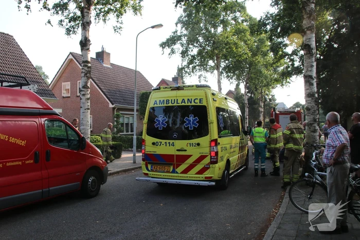 Loodgieter gewond bij dakbrand