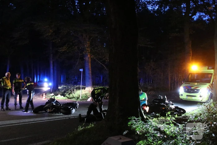 Twee motorrijders gewond bij kop-staartaanrijding