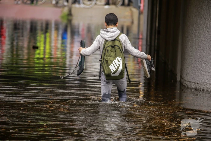 Regenbuien zorgen voor veel wateroverlast