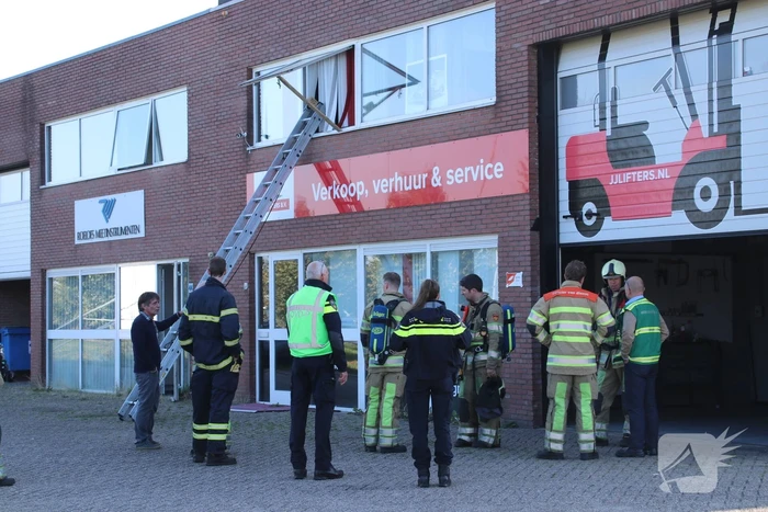 Vreemde lucht in bedrijfsverzamelpand