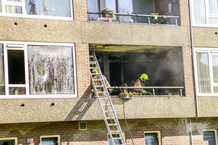 Uitslaande brand in flat