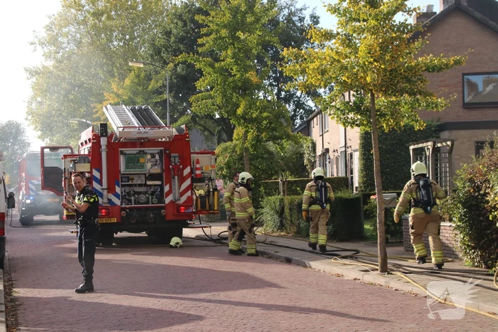 Uitslaande brand in schuur