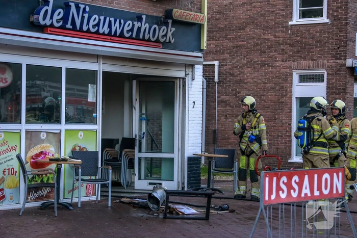 Brand in afvoerkanaal cafetaria