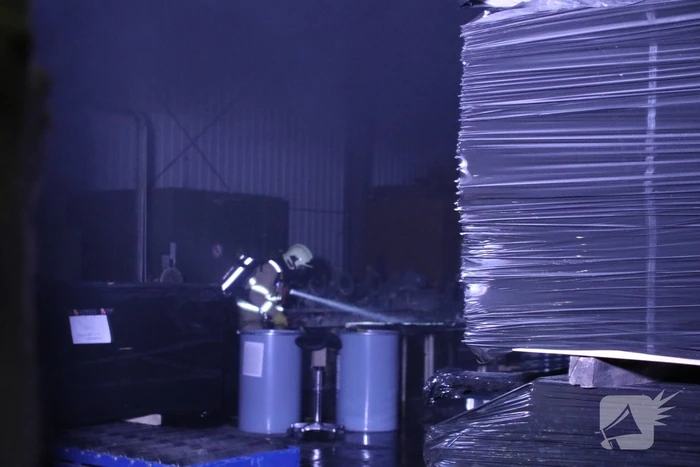 Brand in magazijn van Flamingo Parket