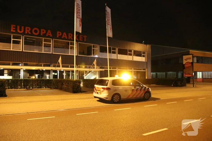 Brand in magazijn van Flamingo Parket