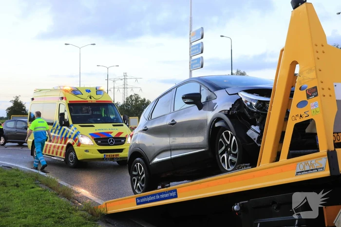 Auto te water na aanrijding