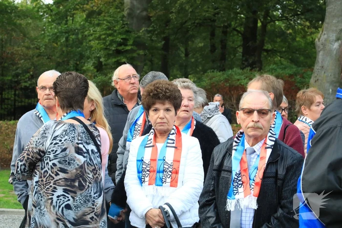 Fans nemen afscheid van Koos Alberts