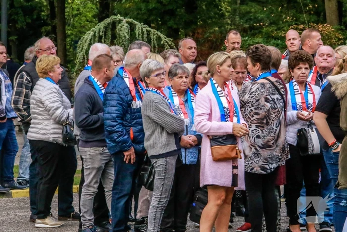 Fans nemen afscheid van Koos Alberts