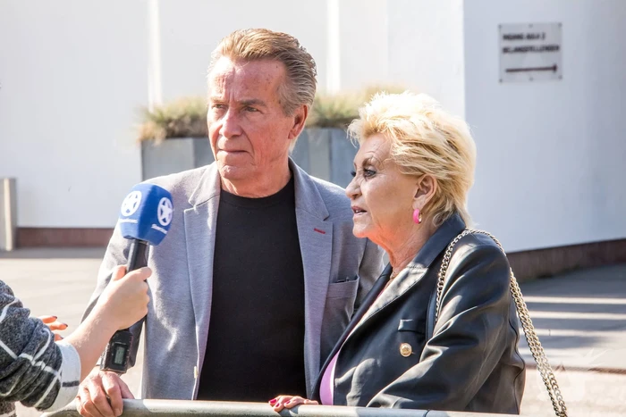Laatste groet aan Koos Alberts