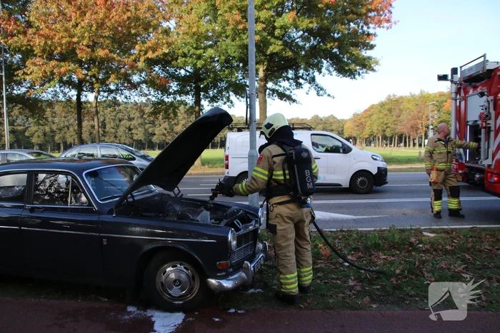 Oldtimer vat vlam
